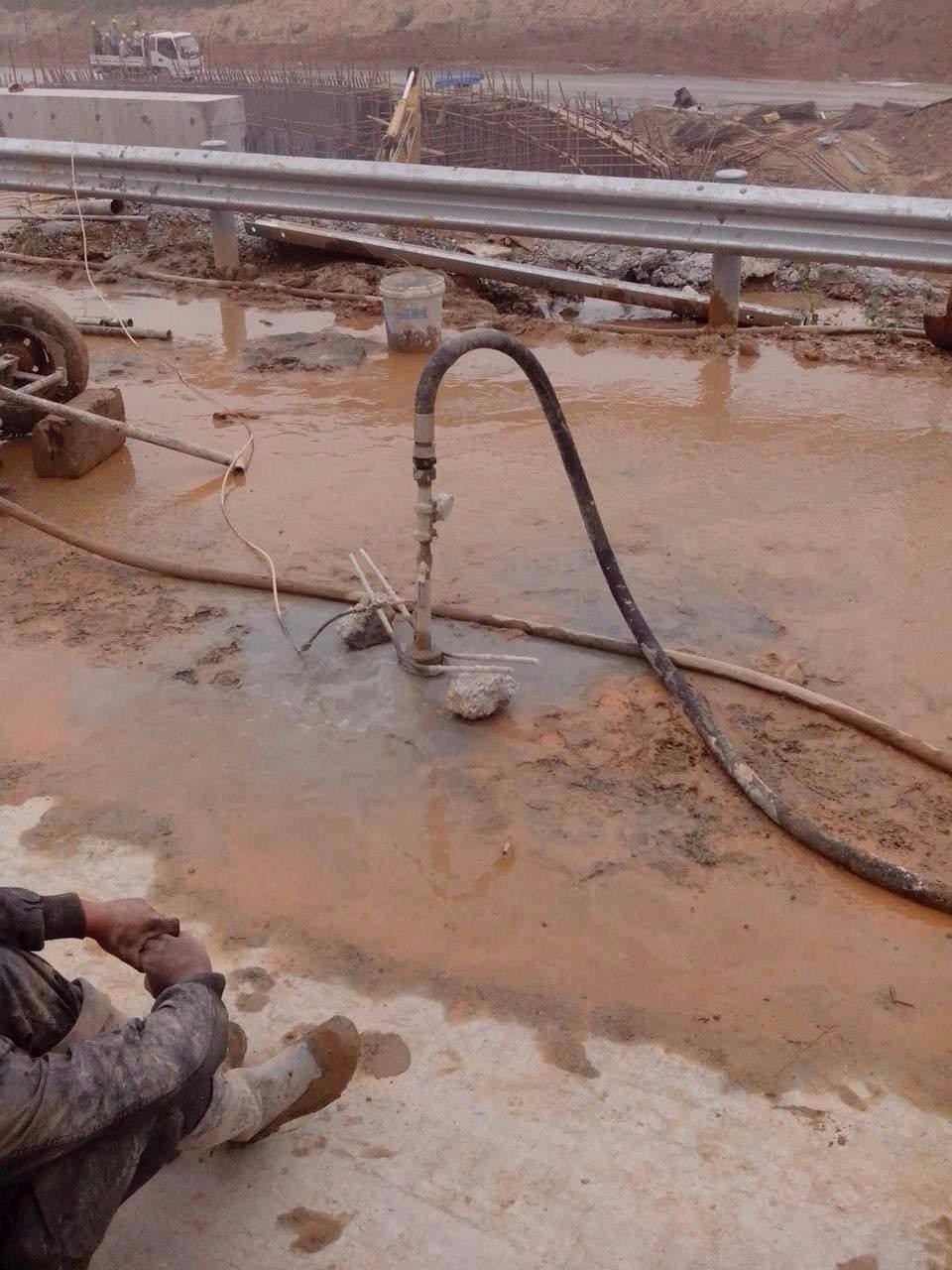 辰溪路基压密注浆